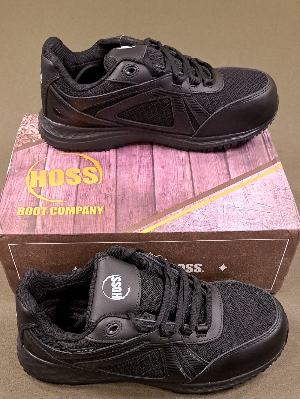 Hoss Reno II Black Athletic Composite Toe Shoe - Size: Women 8.5 Wide (2E)